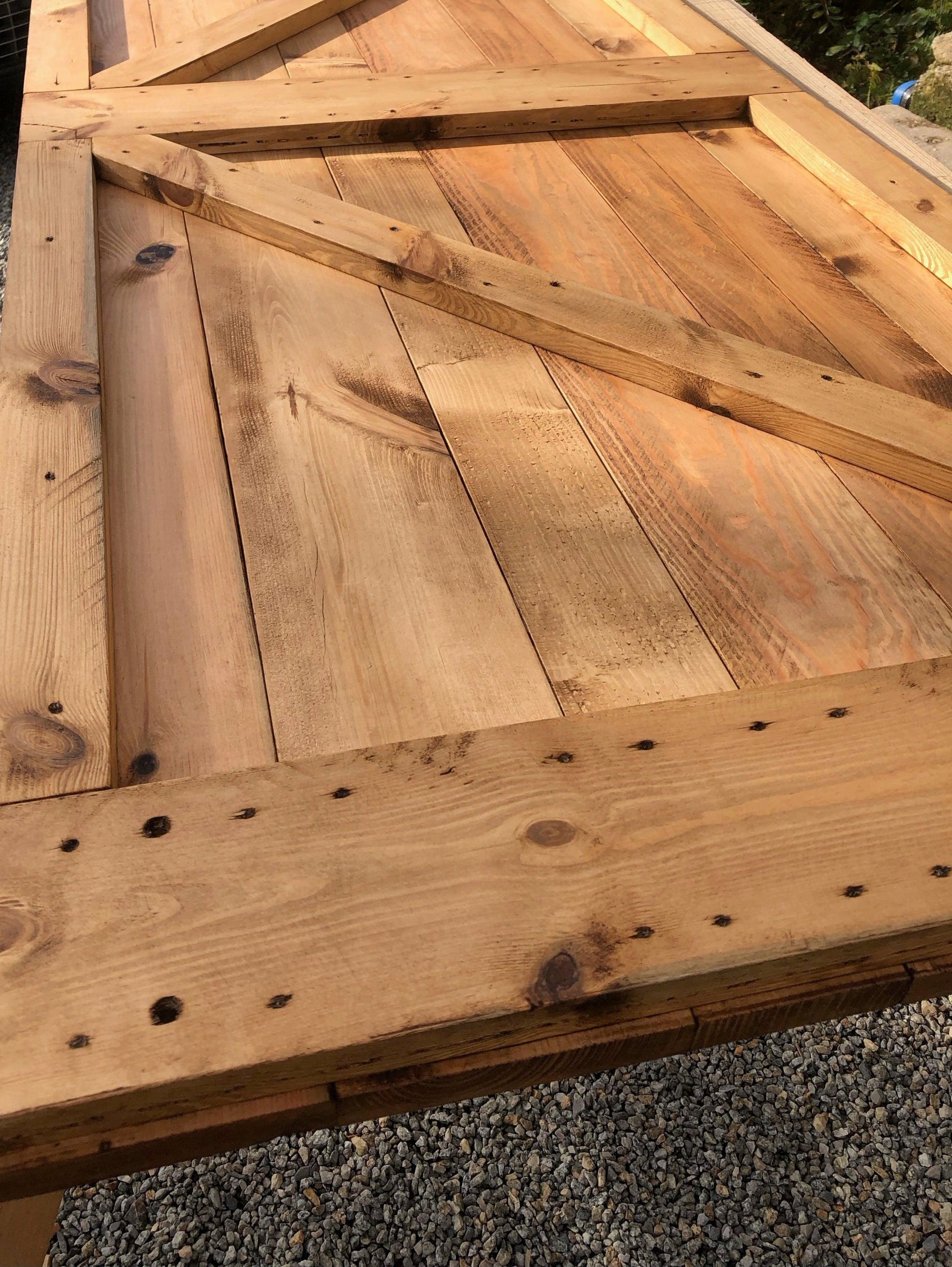 Portes coulissante en Bois massif (Epervier) - TimberSteel Atelier