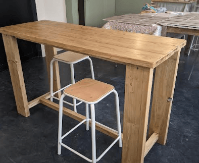 Table Haute en Bois Massif Vostok (style drapier) - TimberSteel Atelier