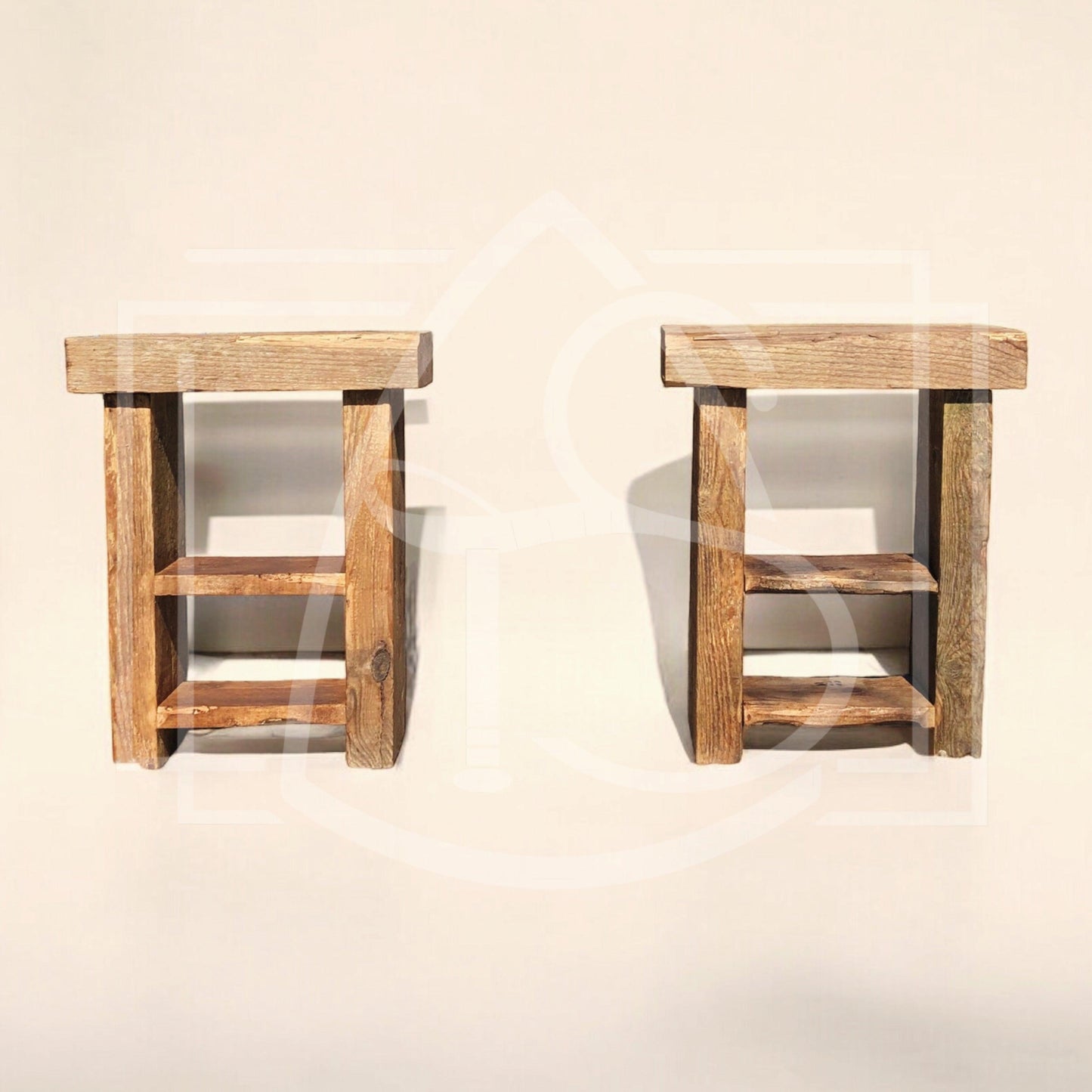 Table de chevet en bois recyclé de Grange - TimberSteel Atelier