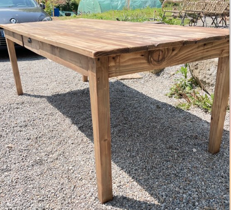 Table de ferme en bois massif Ruvuma - TimberSteel Atelier